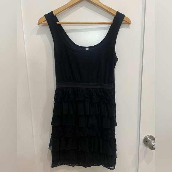 Xhilaration ruffles and lace dress. Size medium - Picture 1 of 4